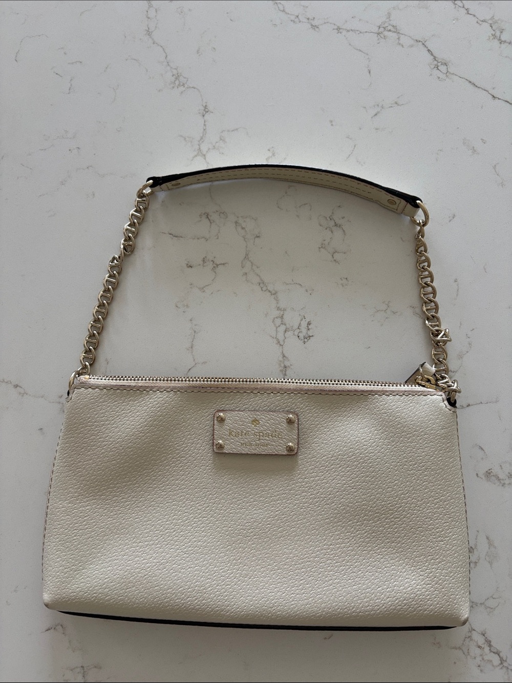 Tory Burch Cream Leather Shoulder Bag with Gold Chain Strap